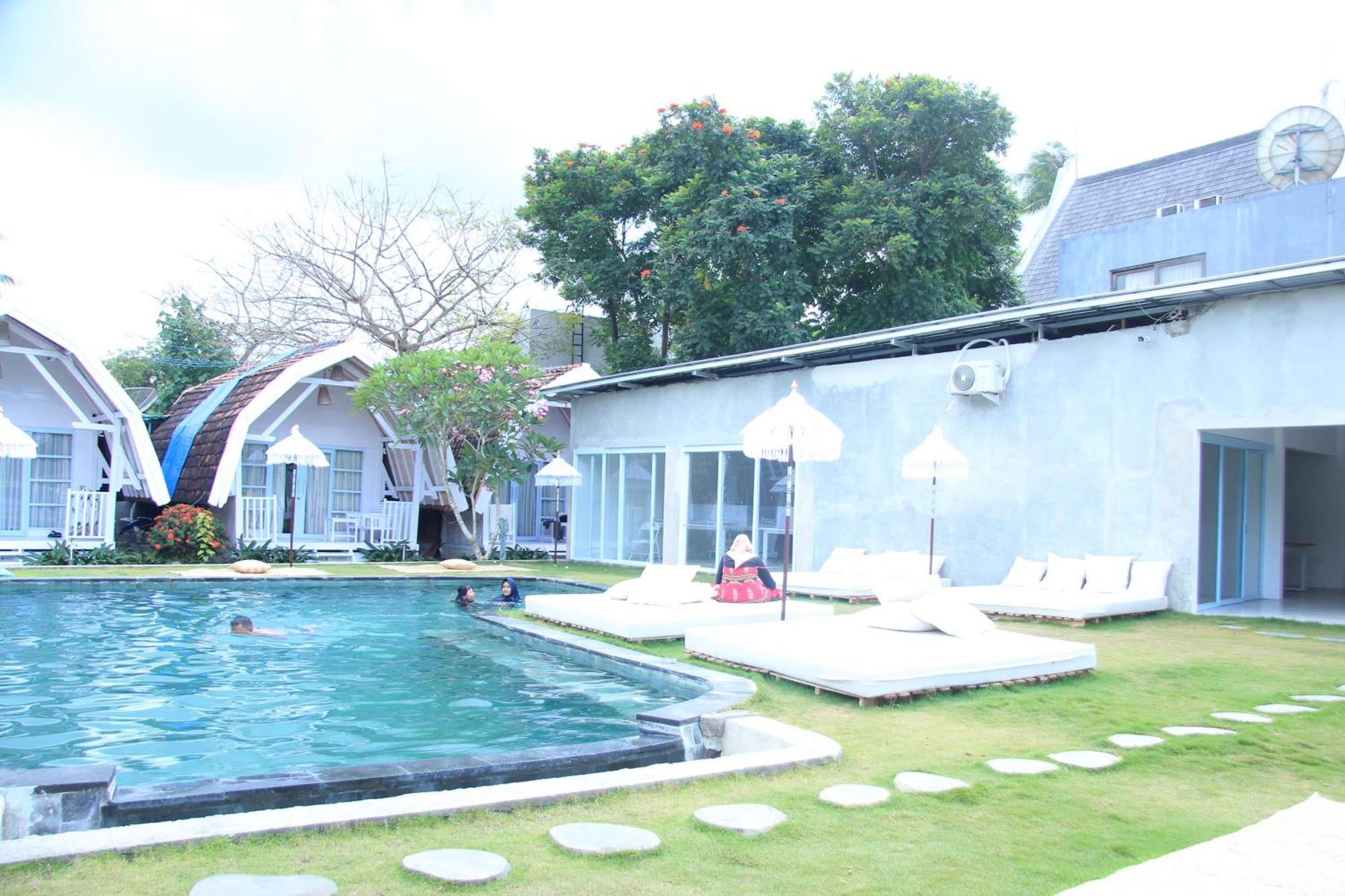 Dream Cowork Hotel Kuta  Esterno foto